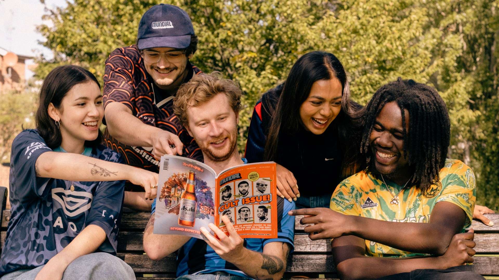 依然保持高 依然保持高